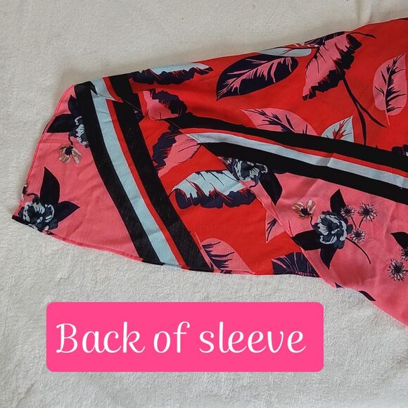 Express Red Hawaiian Flower Floral Maxi Kimono Duster Topper One Size NWT - Picture 4 of 8